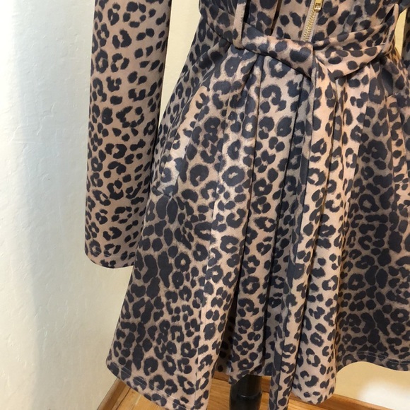 Triple Seven Long Sleeve Leopard Printed Size M. - Picture 4 of 15